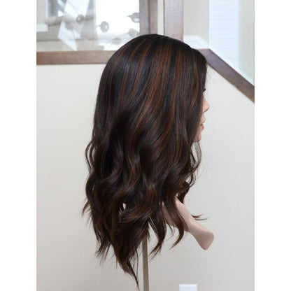 高品質のビーチウェーブヘアトッパーで髪にボリュームと新しいスタイルを演出