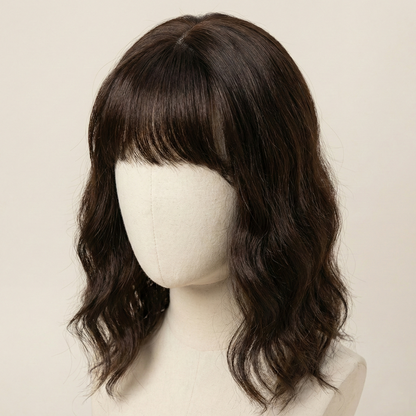 Topper de cabello natural con ondas corporales y flequillo. Topper de cabello humano con flequillo. 