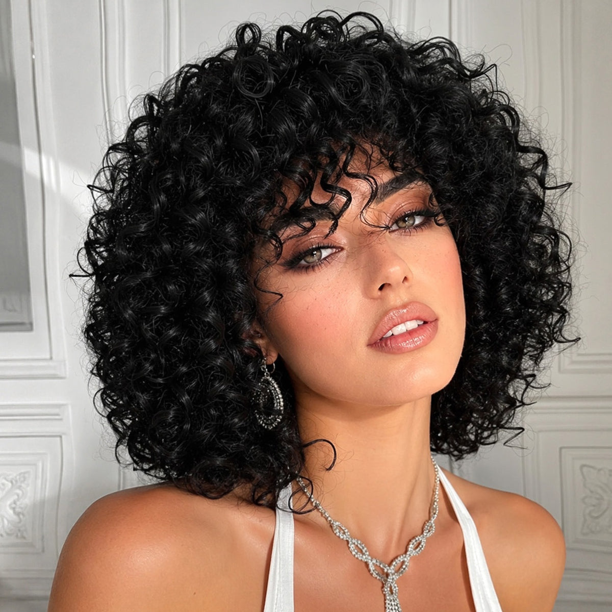 Voluminous Black Short Curly Wig — Fluffy African Curly Synthetic Hairpiece for Women