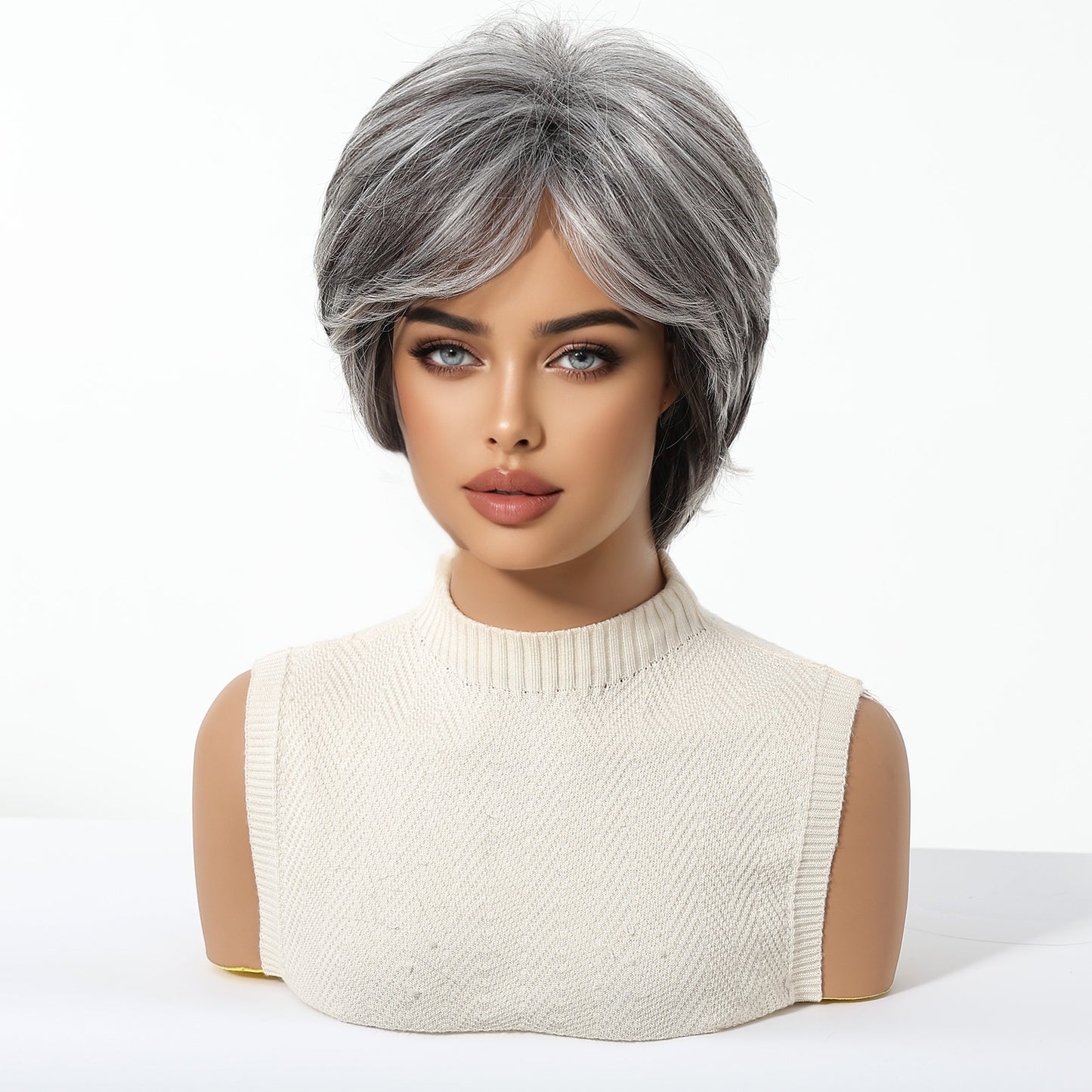 Natural Short Mixed Grey Synthetic Wigs for Older Women, Shaggy Layered Silver Grey Wig
