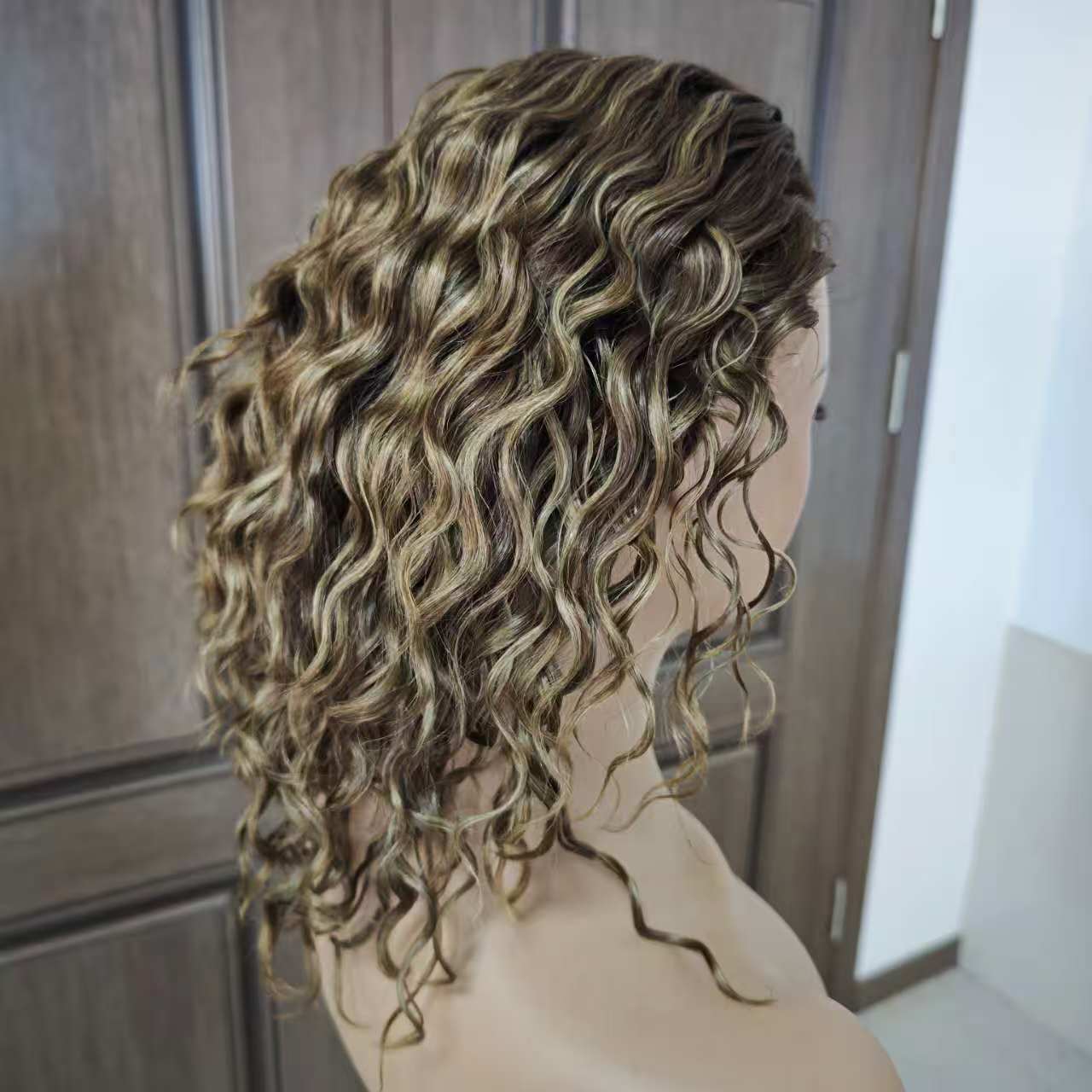 (Angie)  Curly Human Hair Wig Without Bangs - VIVACROWN